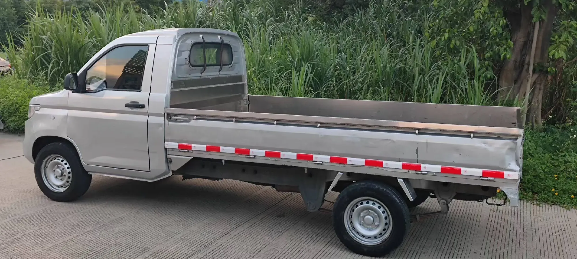 2018 WuLing HongGuang 1.5L 105HP L4 5MT,autocango,china used car exporter,china ev exporter,chinese used car exporter,chinese used ev exporter