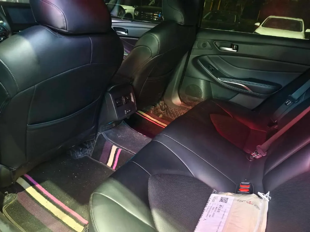 2023 Toyota Avalon 2.0L 177HP L4 CVT,autocango,china used car exporter,china ev exporter,chinese used car exporter,chinese used ev exporter