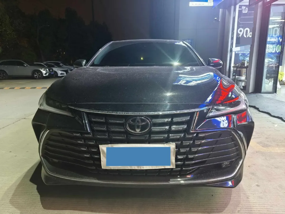 2023 Toyota Avalon 2.0L 177HP L4 CVT,autocango,china used car exporter,china ev exporter,chinese used car exporter,chinese used ev exporter