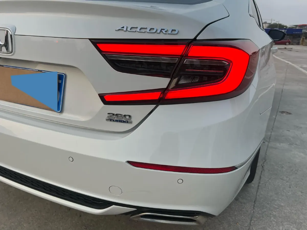 2022 Honda Accord 1.5T 194HP L4 CVT,autocango,china used car exporter,china ev exporter,chinese used car exporter,chinese used ev exporter