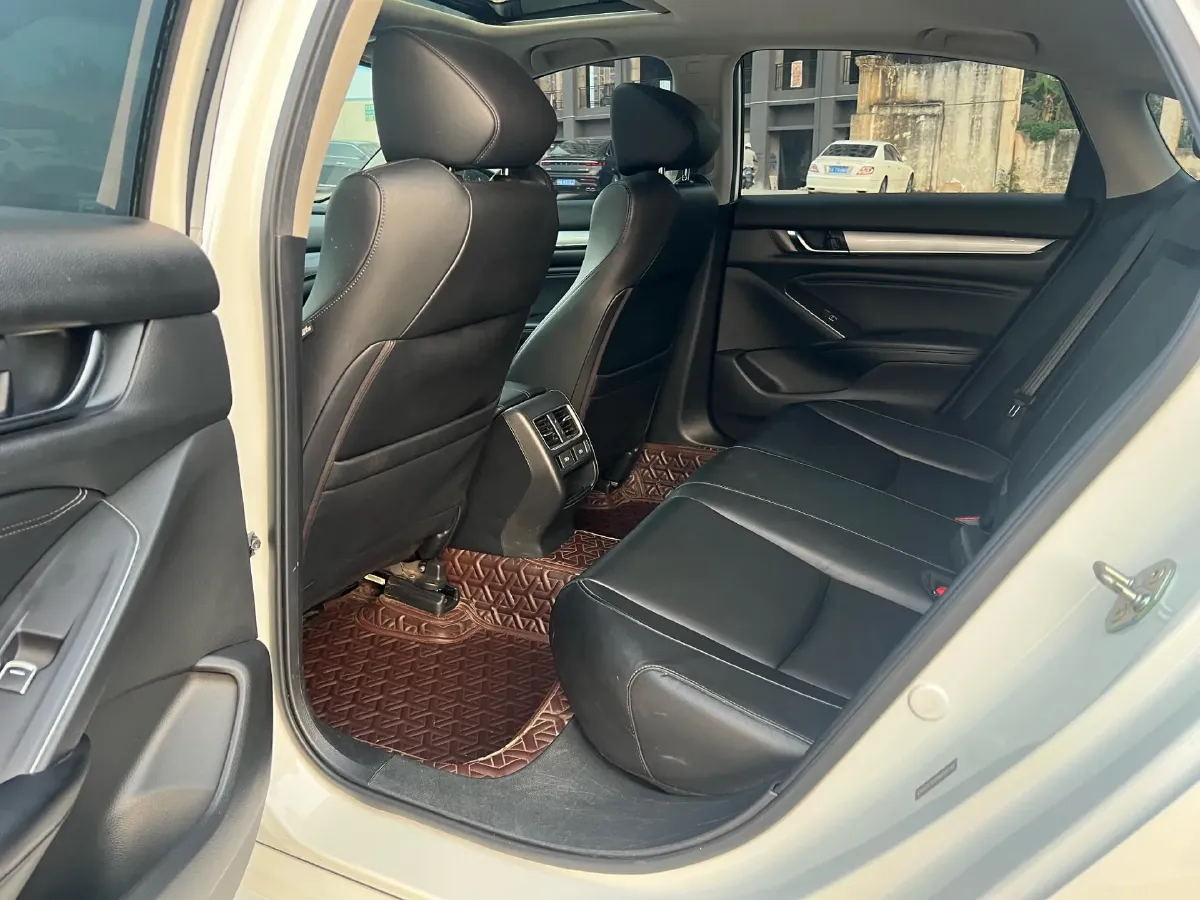 2022 Honda Accord 1.5T 194HP L4 CVT,autocango,china used car exporter,china ev exporter,chinese used car exporter,chinese used ev exporter