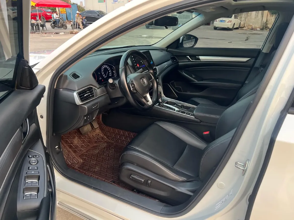 2022 Honda Accord 1.5T 194HP L4 CVT,autocango,china used car exporter,china ev exporter,chinese used car exporter,chinese used ev exporter