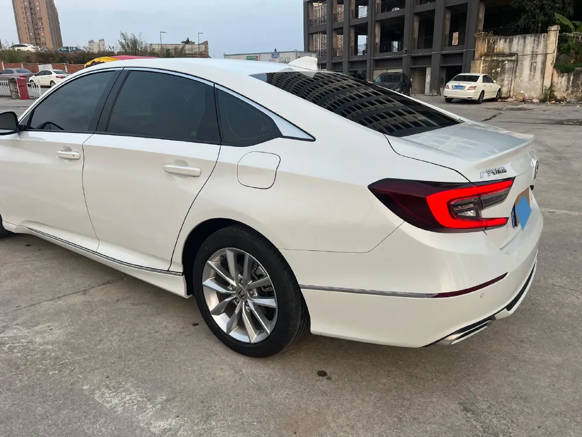 2022 Honda Accord 1.5T 194HP L4 CVT,autocango,china used car exporter,china ev exporter,chinese used car exporter,chinese used ev exporter