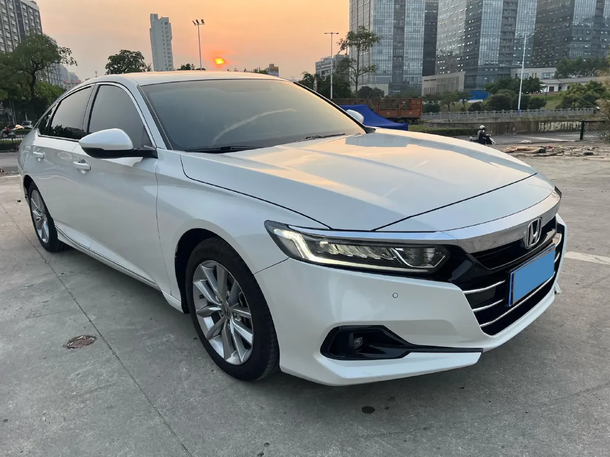 2022 Honda Accord 1.5T 194HP L4 CVT,autocango,china used car exporter,china ev exporter,chinese used car exporter,chinese used ev exporter