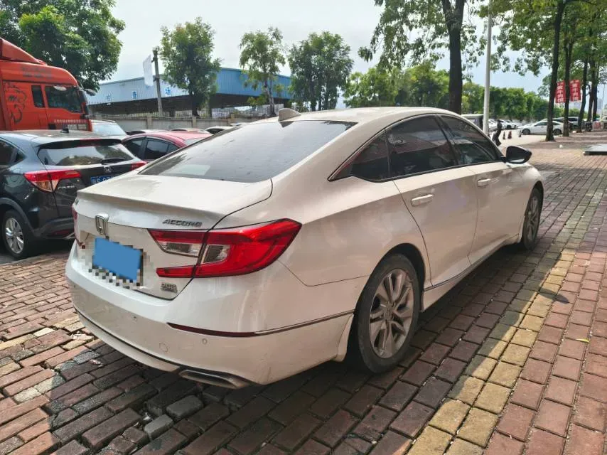 2021 Honda Accord 1.5T 194HP L4 CVT,autocango,china used car exporter,china ev exporter,chinese used car exporter,chinese used ev exporter