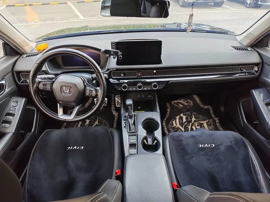 2022 Honda Civic 1.5T 182HP L4 CVT,autocango,china used car exporter,china ev exporter,chinese used car exporter,chinese used ev exporter