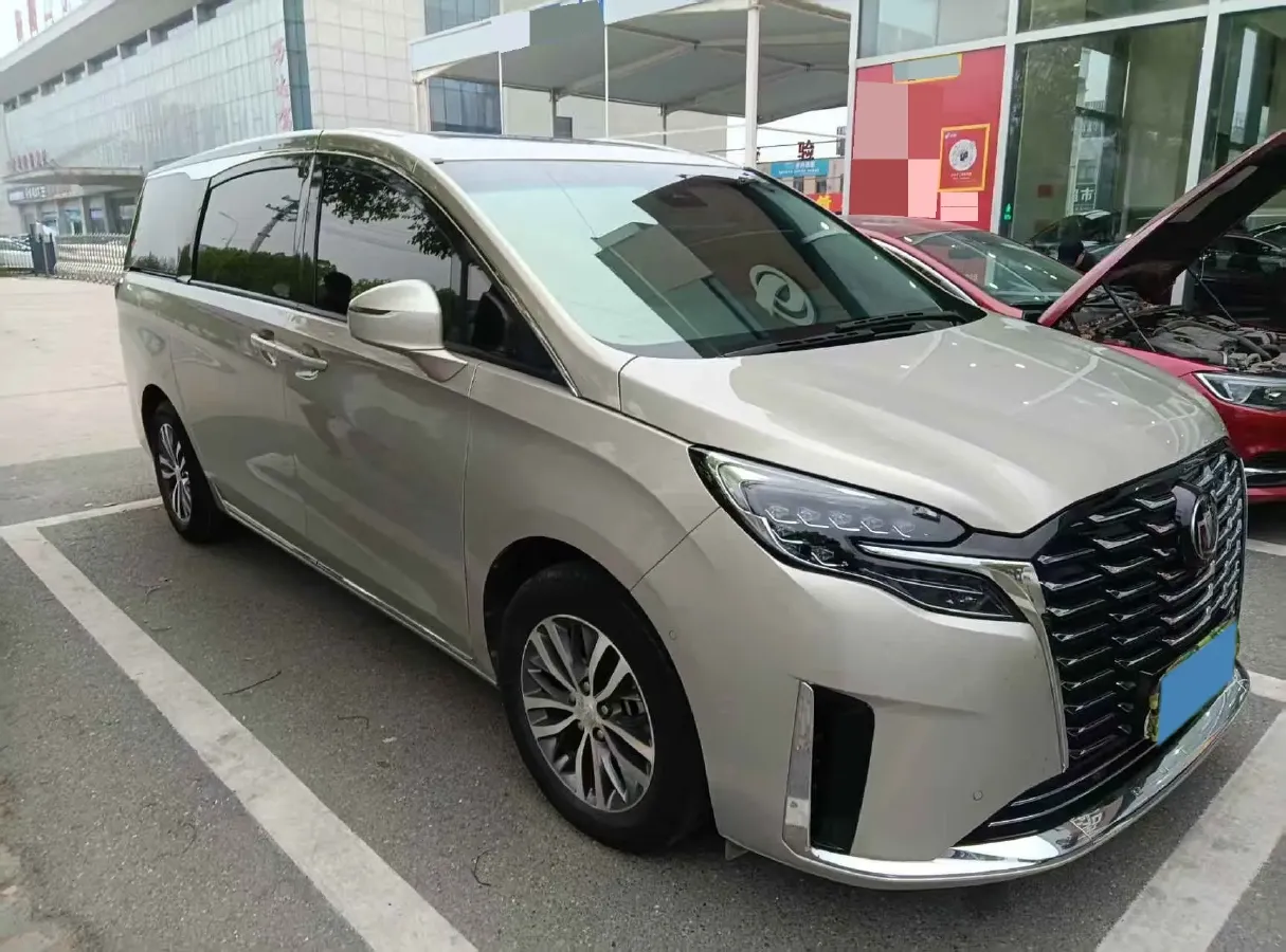 2023 Buick GL8 2.0T 237HP L4 9AT,autocango,china used car exporter,china ev exporter,chinese used car exporter,chinese used ev exporter