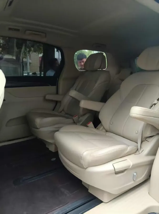 2023 Buick GL8 2.0T 237HP L4 9AT,autocango,china used car exporter,china ev exporter,chinese used car exporter,chinese used ev exporter