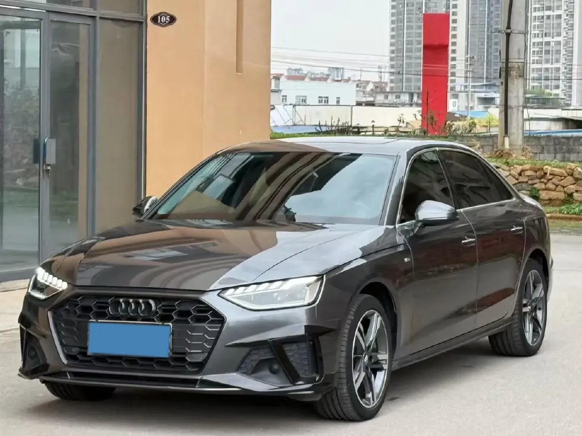 2020 Audi A4L 2.0T 190HP L4 7DCT,autocango,china used car exporter,china ev exporter,chinese used car exporter,chinese used ev exporter