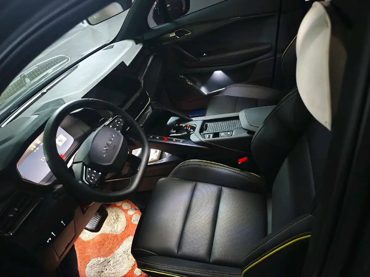 2023 LYNK&CO 06 1.5T 181HP L4 7DCT,autocango,china used car exporter,china ev exporter,chinese used car exporter,chinese used ev exporter