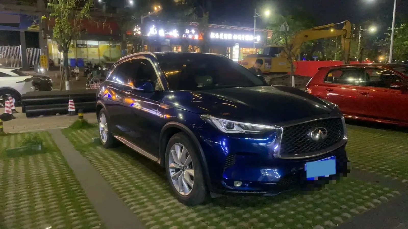 2018 Infiniti QX30 2.0T 211HP L4 7DCT,autocango,china used car exporter,china ev exporter,chinese used car exporter,chinese used ev exporter