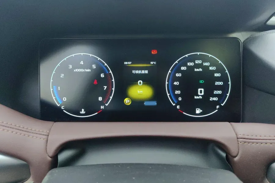 2022 Geely Okavango 1.8T 184HP L4 7DCT,autocango,china used car exporter,china ev exporter,chinese used car exporter,chinese used ev exporter