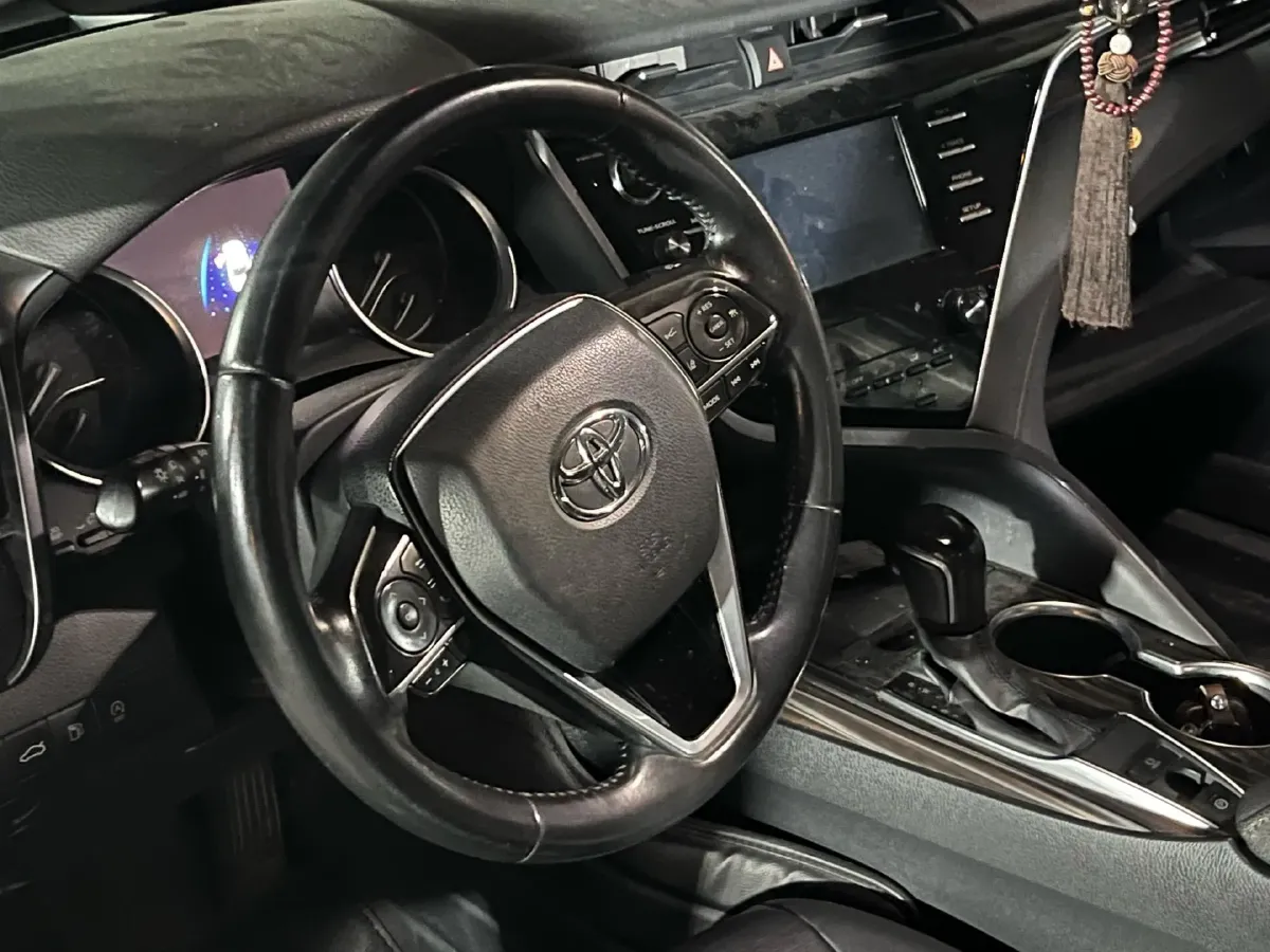 2018 Toyota Camry 2.0L 169HP L4 6AT,autocango,china used car exporter,china ev exporter,chinese used car exporter,chinese used ev exporter