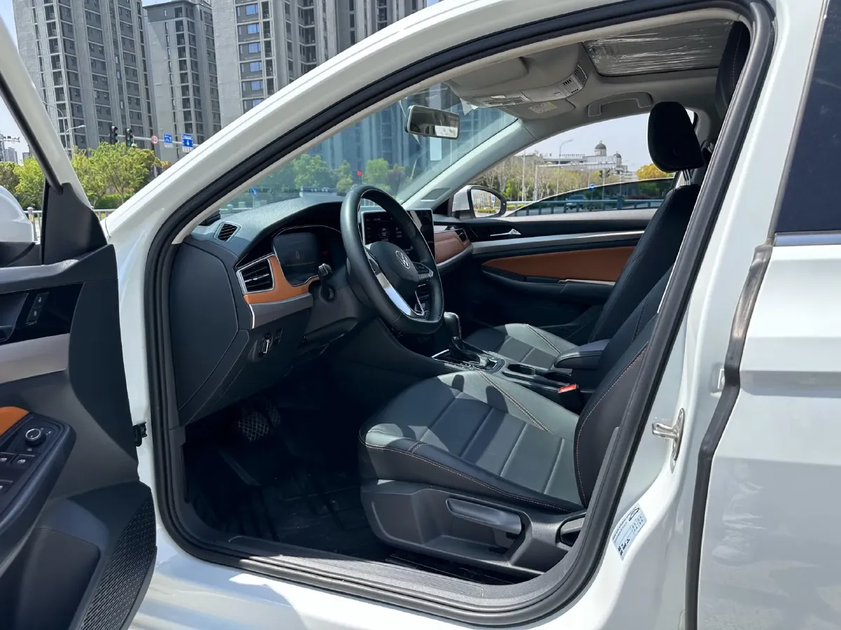 2023 Volkswagen Bora 1.2T 116HP L4 7DCT,autocango,china used car exporter,china ev exporter,chinese used car exporter,chinese used ev exporter