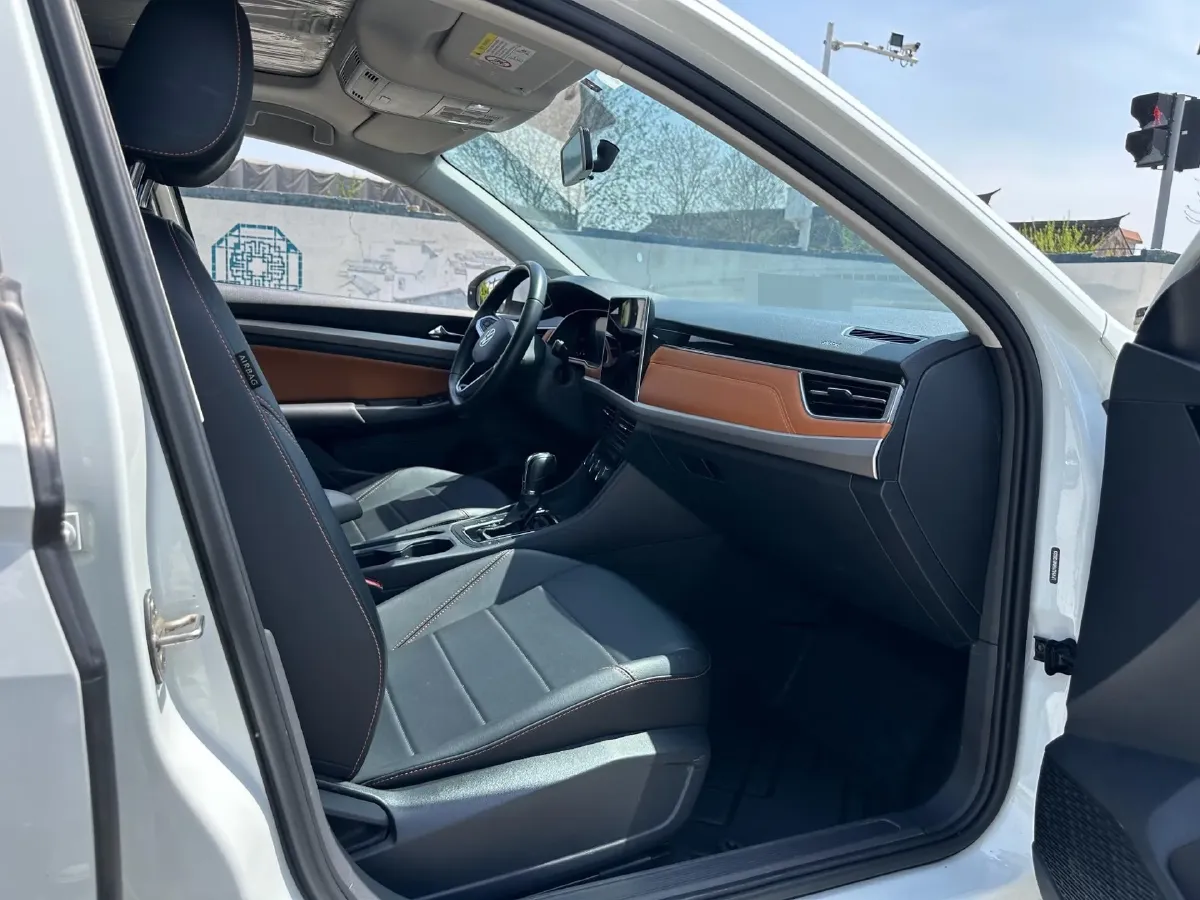 2023 Volkswagen Bora 1.2T 116HP L4 7DCT,autocango,china used car exporter,china ev exporter,chinese used car exporter,chinese used ev exporter