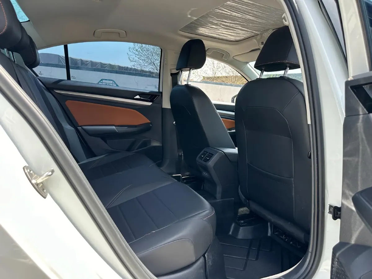 2023 Volkswagen Bora 1.2T 116HP L4 7DCT,autocango,china used car exporter,china ev exporter,chinese used car exporter,chinese used ev exporter