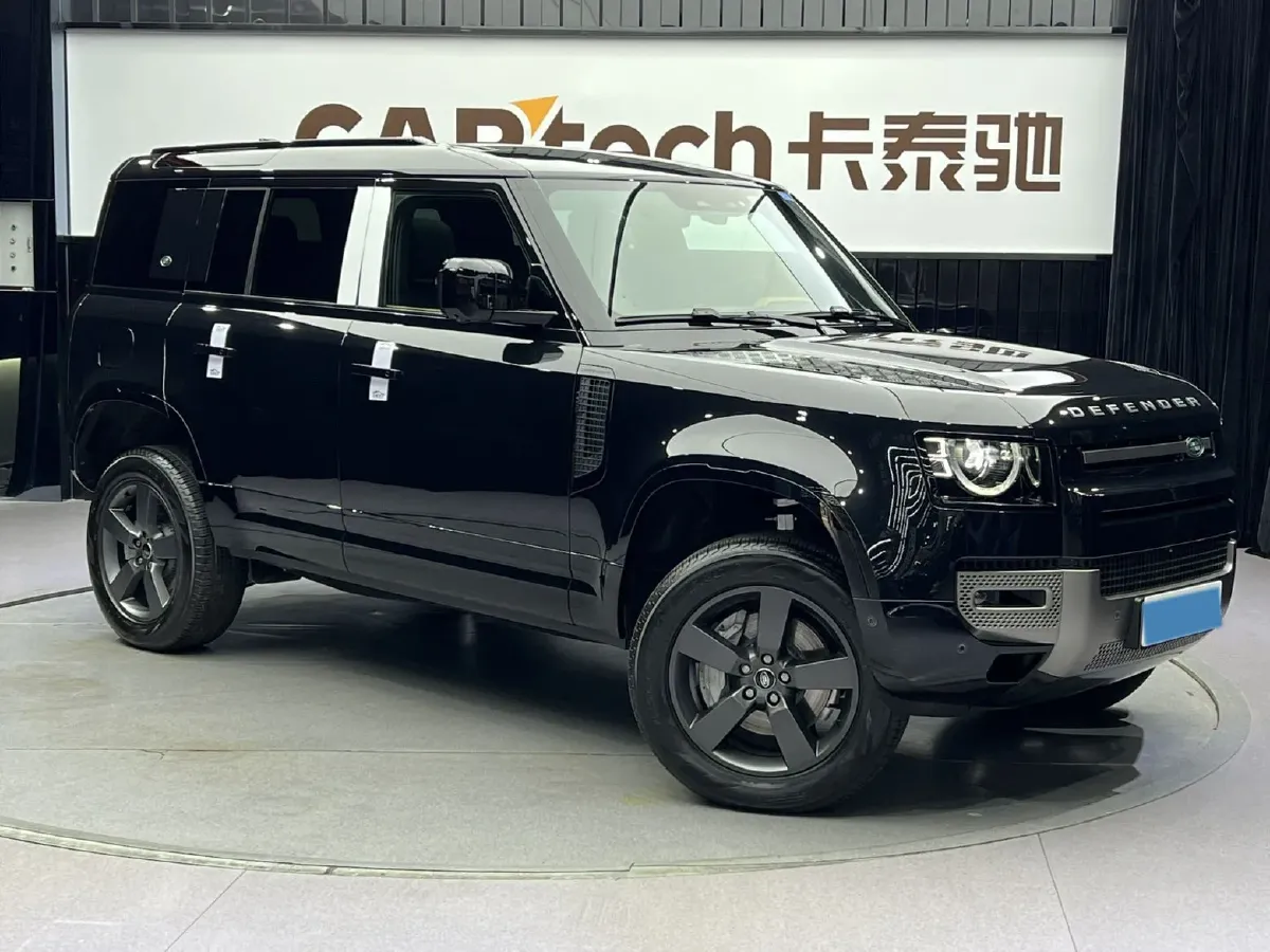 2023 Land Rover Defender 3.0T 400HP L6 8AT,autocango,china used car exporter,china ev exporter,chinese used car exporter,chinese used ev exporter