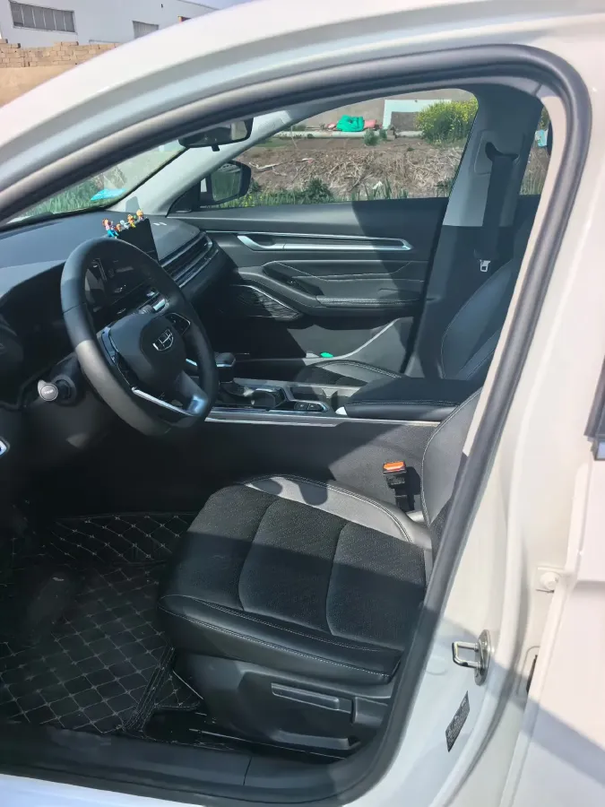 2022 Geely Emgrand 1.5L 114HP L4 CVT,autocango,china used car exporter,china ev exporter,chinese used car exporter,chinese used ev exporter