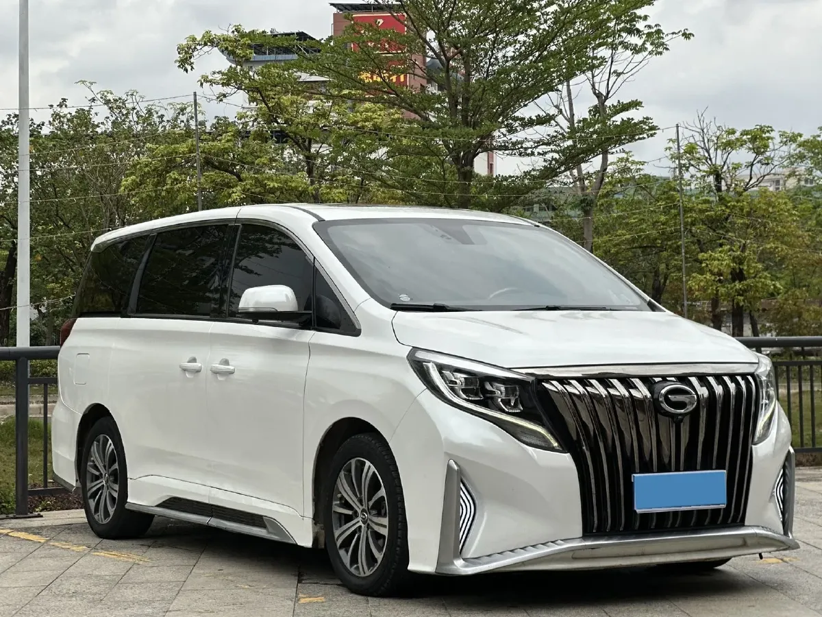 2020 GAC Trumpchi M8 2.0T 252HP L4 8AT,autocango,china used car exporter,china ev exporter,chinese used car exporter,chinese used ev exporter