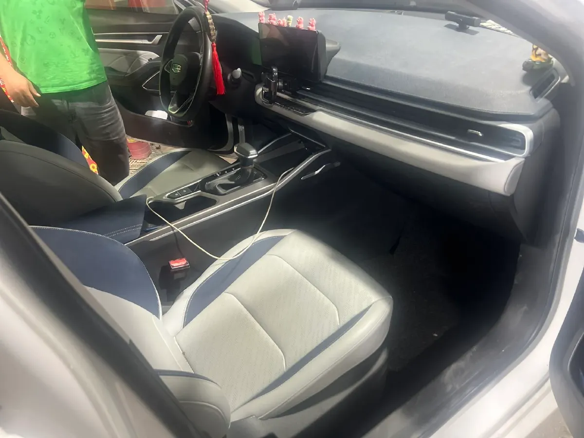 2022 Geely Emgrand 1.5L 114HP L4 CVT,autocango,china used car exporter,china ev exporter,chinese used car exporter,chinese used ev exporter