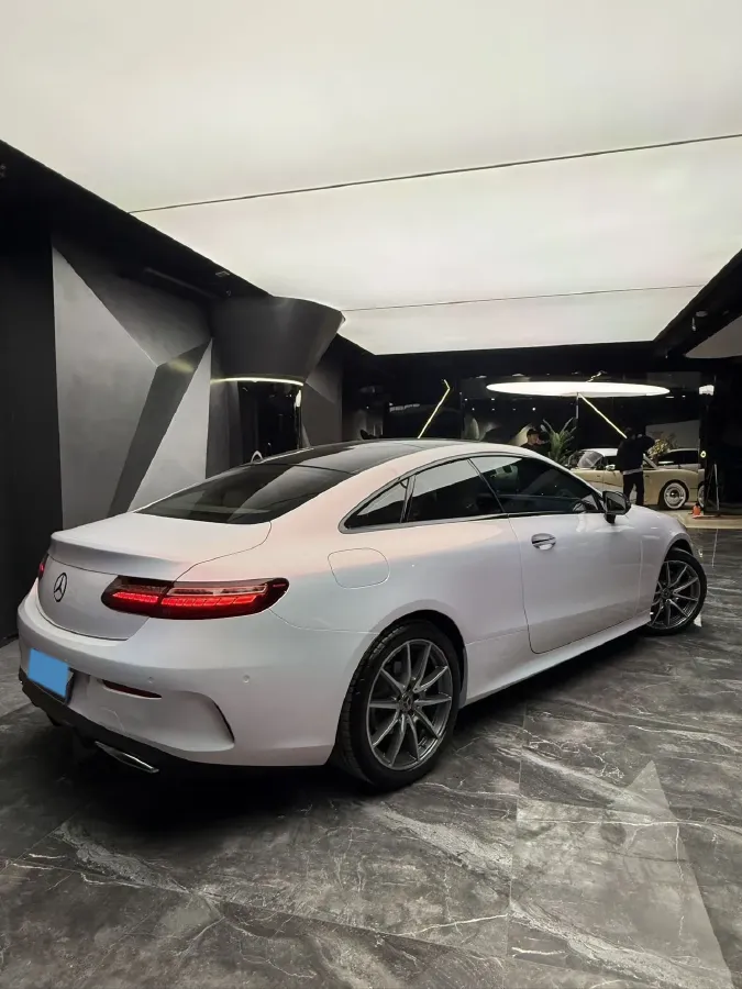 2023 Mercedes-Benz E Class 2.0T 197HP L4 9AT,autocango,china used car exporter,china ev exporter,chinese used car exporter,chinese used ev exporter