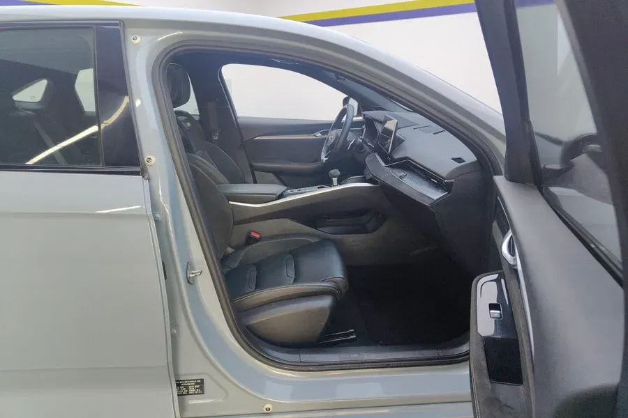 2021 Geely Preface 2.0T 190HP L4 7DCT,autocango,china used car exporter,china ev exporter,chinese used car exporter,chinese used ev exporter