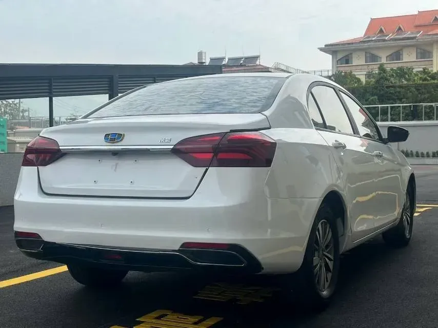 2018 Geely Emgrand 1.5L 109HP L4 5MT,autocango,china used car exporter,china ev exporter,chinese used car exporter,chinese used ev exporter