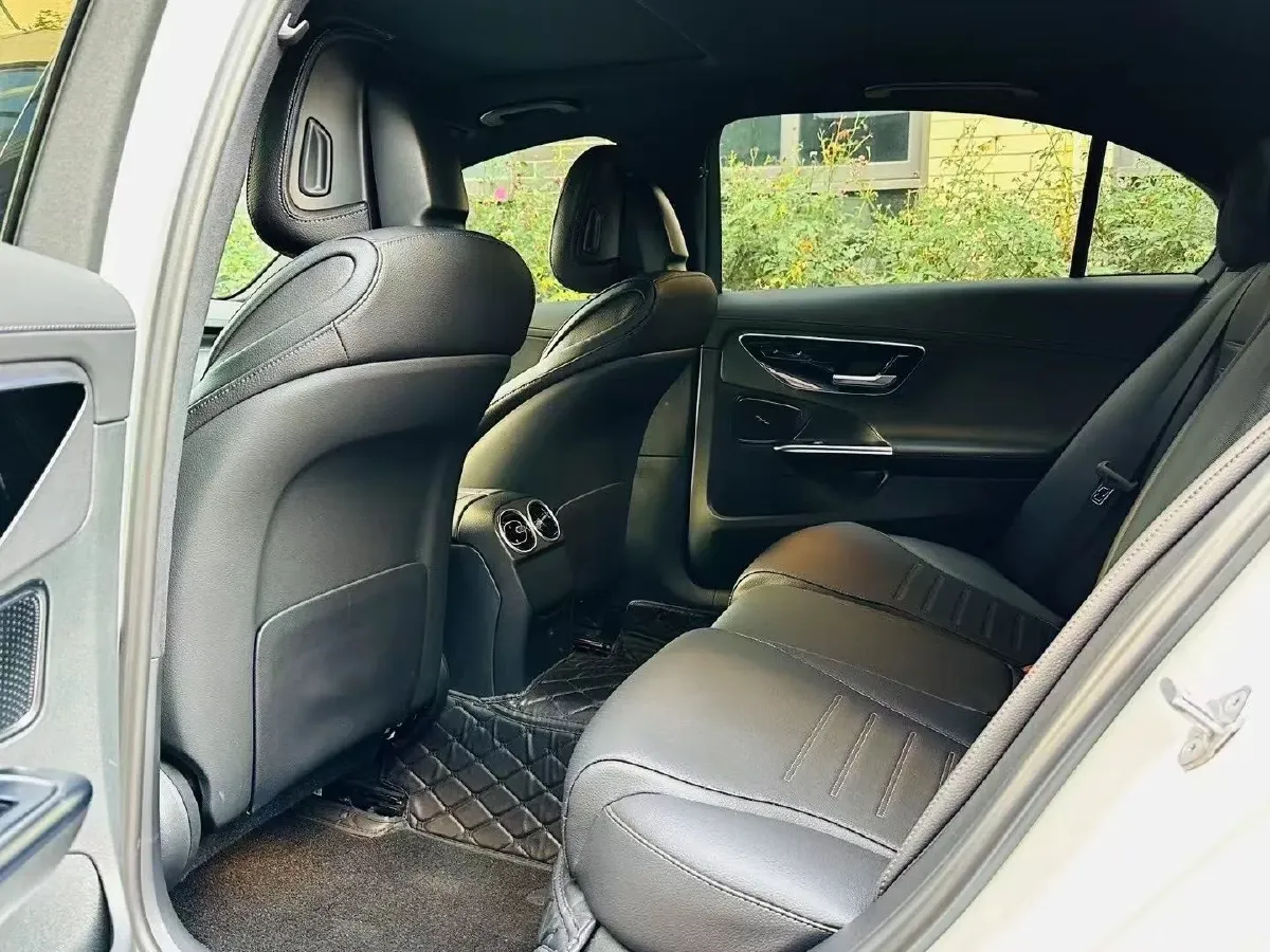 2022 Mercedes-Benz C Class 1.5T 170HP L4 9AT,autocango,china used car exporter,china ev exporter,chinese used car exporter,chinese used ev exporter