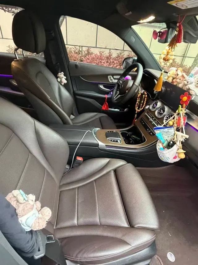 2022 Mercedes-Benz GLC Class 2.0T 258HP L4 9AT,autocango,china used car exporter,china ev exporter,chinese used car exporter,chinese used ev exporter