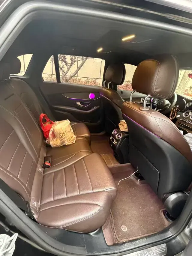 2022 Mercedes-Benz GLC Class 2.0T 258HP L4 9AT,autocango,china used car exporter,china ev exporter,chinese used car exporter,chinese used ev exporter