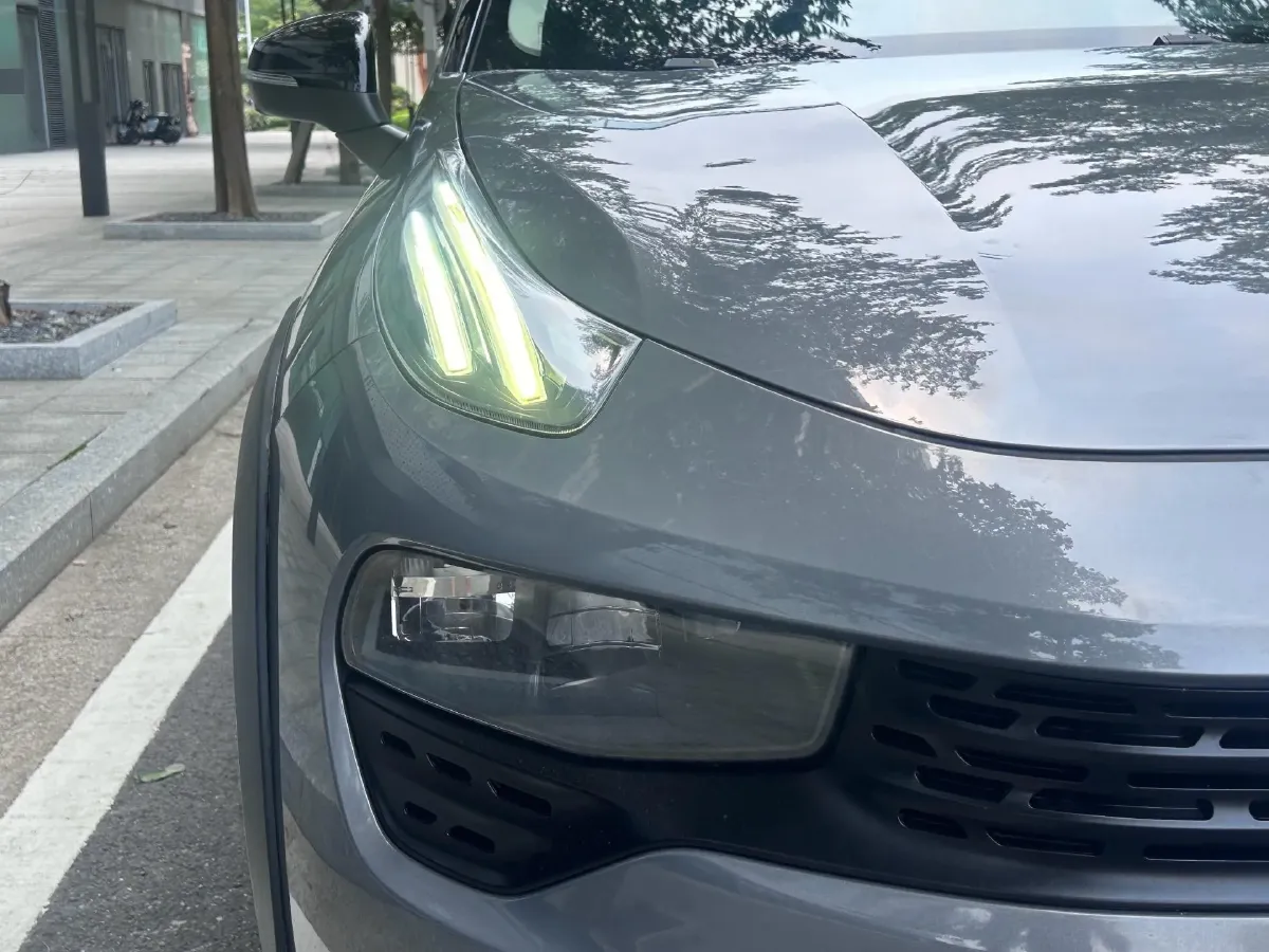 2018 Toyota C-HR 2.0L 171HP L4 CVT,autocango,china used car exporter,china ev exporter,chinese used car exporter,chinese used ev exporter