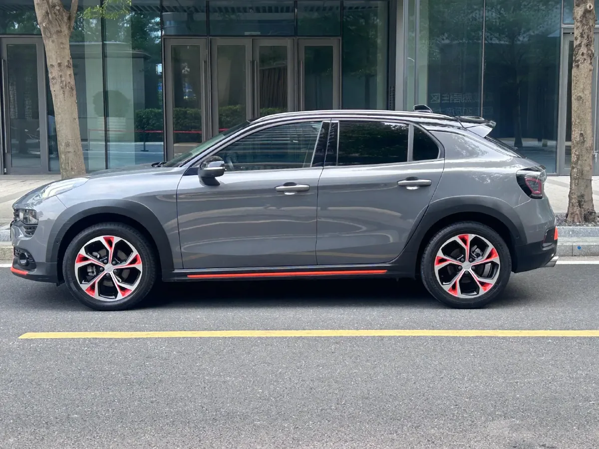 2018 Toyota C-HR 2.0L 171HP L4 CVT,autocango,china used car exporter,china ev exporter,chinese used car exporter,chinese used ev exporter