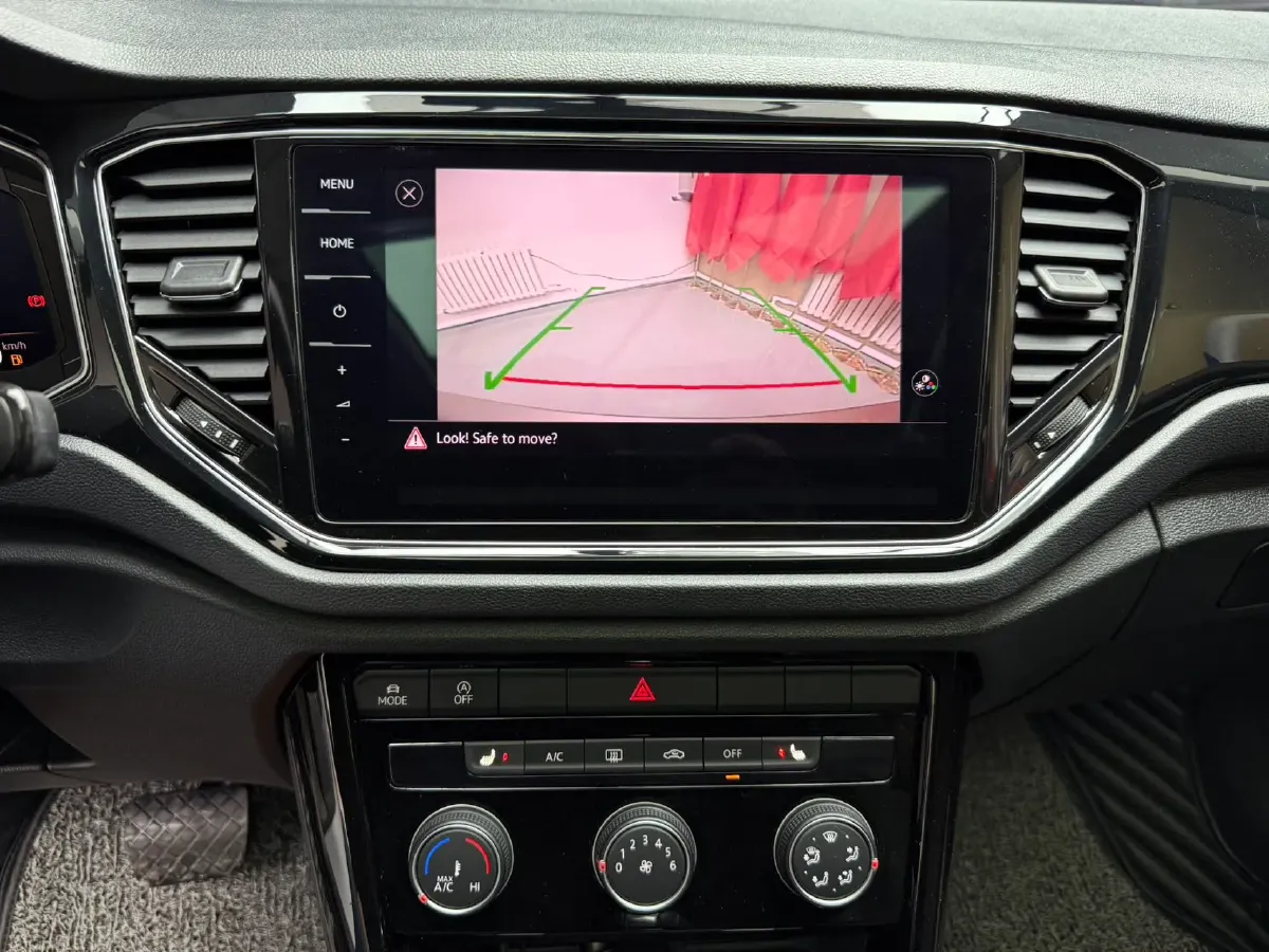 2022 Volkswagen T-Roc 1.4T 150HP L4 7DCT,autocango,china used car exporter,china ev exporter,chinese used car exporter,chinese used ev exporter