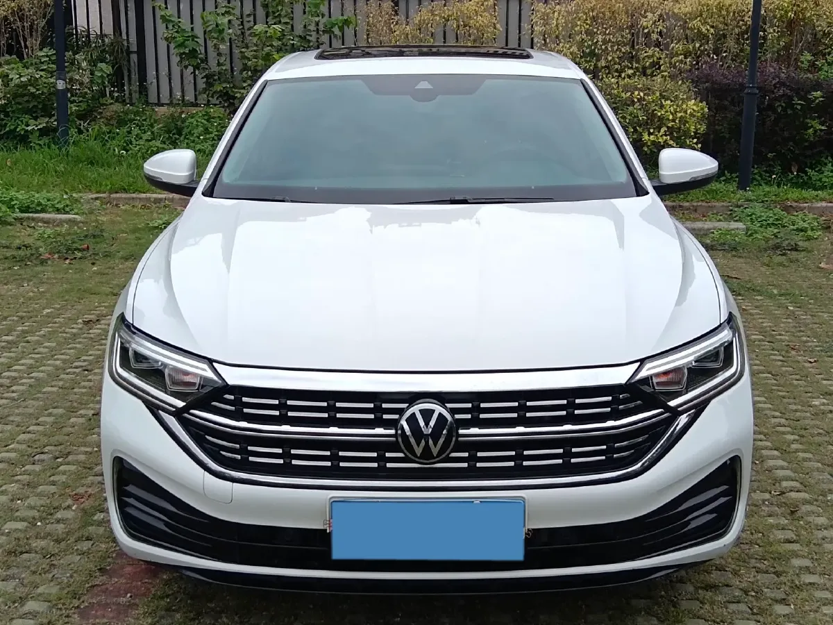 2023 Volkswagen Sagitar 1.5T 160HP L4 7DCT,autocango,china used car exporter,china ev exporter,chinese used car exporter,chinese used ev exporter