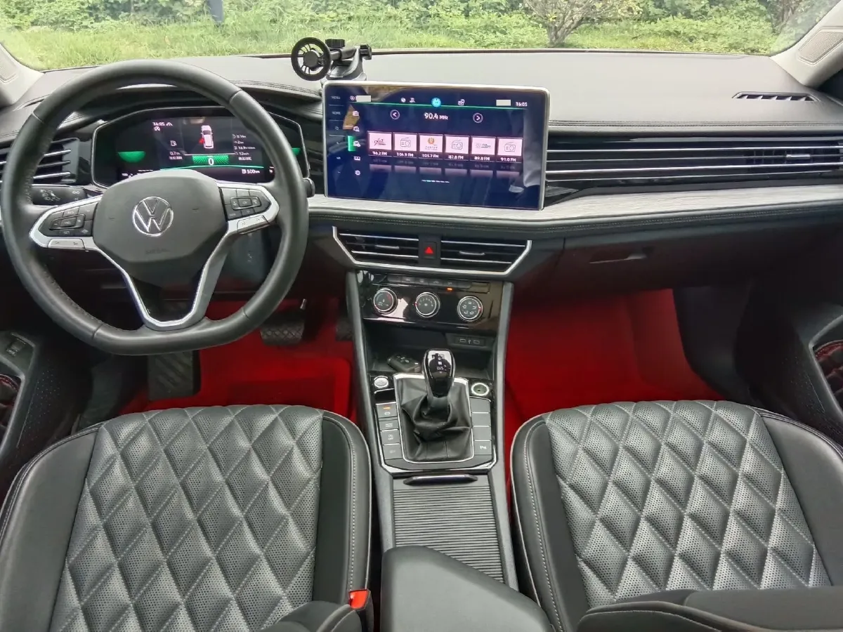 2023 Volkswagen Sagitar 1.5T 160HP L4 7DCT,autocango,china used car exporter,china ev exporter,chinese used car exporter,chinese used ev exporter