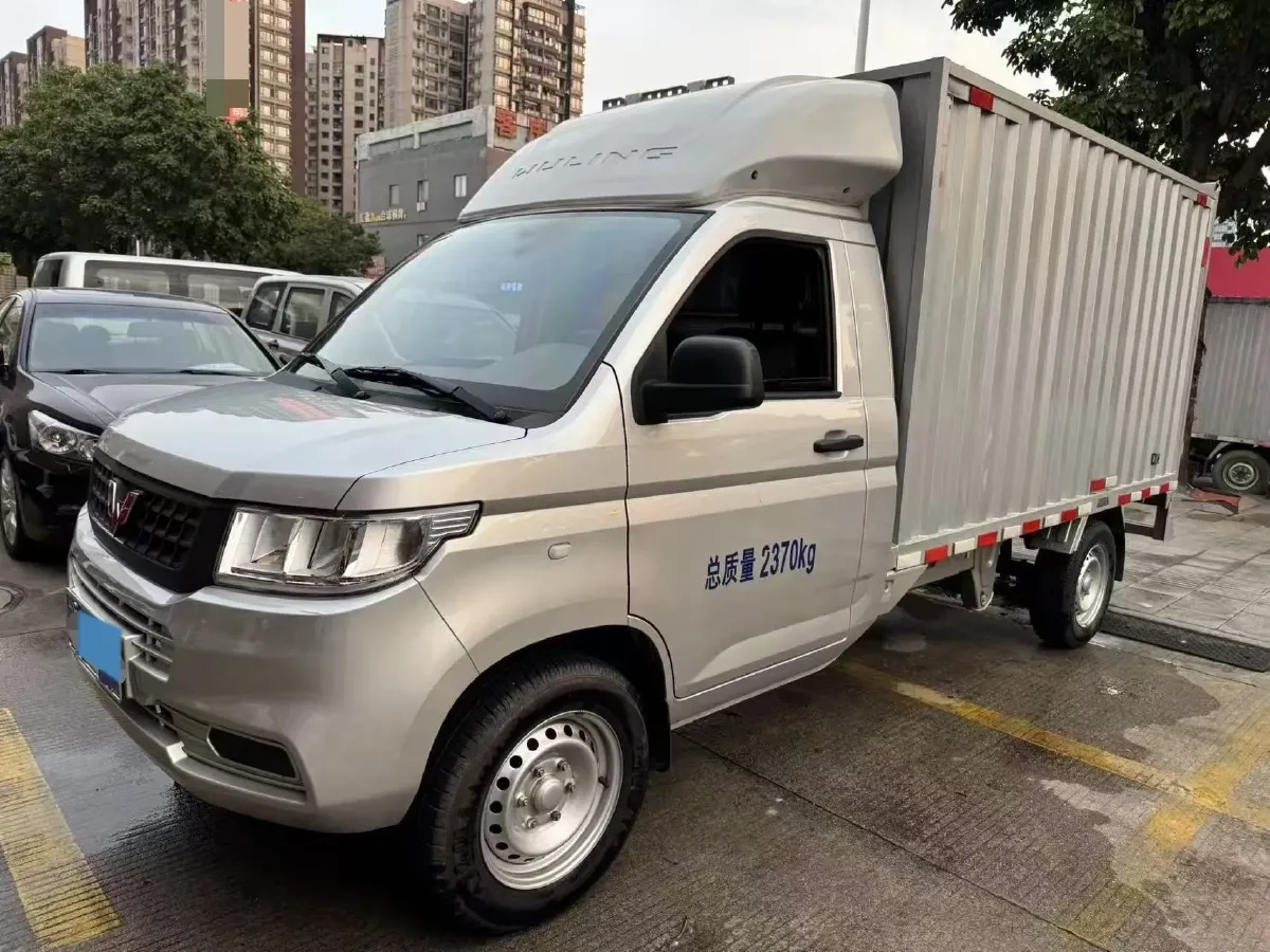 2023 WuLing RongGuang New Truck 2.0L 136HP L4 5MT,autocango,china used car exporter,china ev exporter,chinese used car exporter,chinese used ev exporter