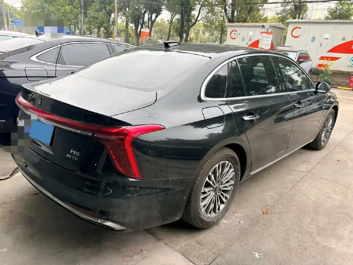 2024 HongQi H5 1.5T 169HP L4 7DCT,autocango,china used car exporter,china ev exporter,chinese used car exporter,chinese used ev exporter