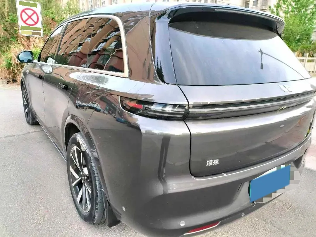 2023 Li L7 Range Extended 154HP REEV 40.9KWH,autocango,china used car exporter,china ev exporter,chinese used car exporter,chinese used ev exporter