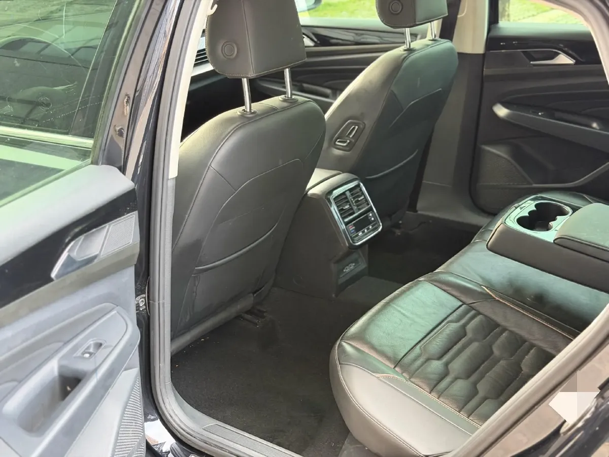 2019 Skoda Kodiak 2.0T 186HP L4 7DCT,autocango,china used car exporter,china ev exporter,chinese used car exporter,chinese used ev exporter