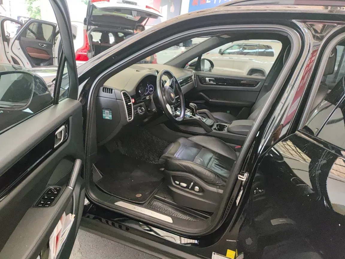 2018 Porsche Cayenne 3.0T 340HP V6 8AT,autocango,china used car exporter,china ev exporter,chinese used car exporter,chinese used ev exporter