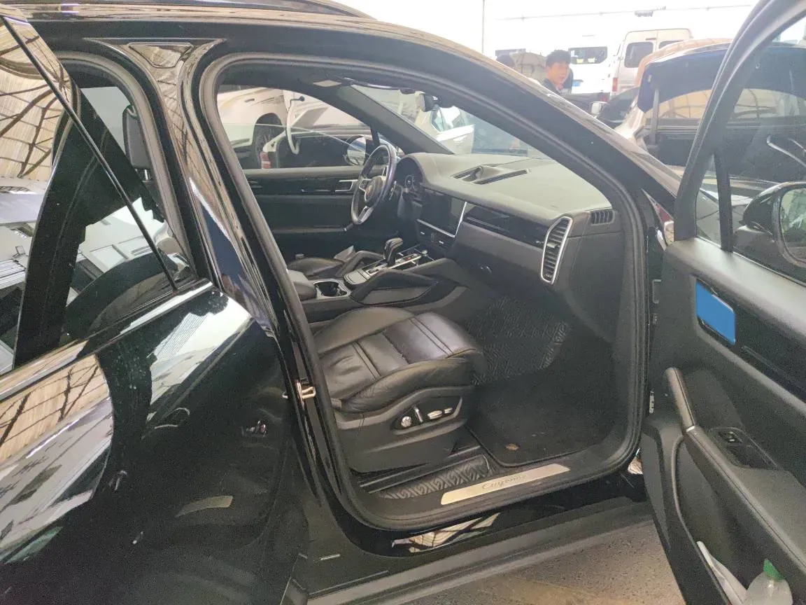 2018 Porsche Cayenne 3.0T 340HP V6 8AT,autocango,china used car exporter,china ev exporter,chinese used car exporter,chinese used ev exporter