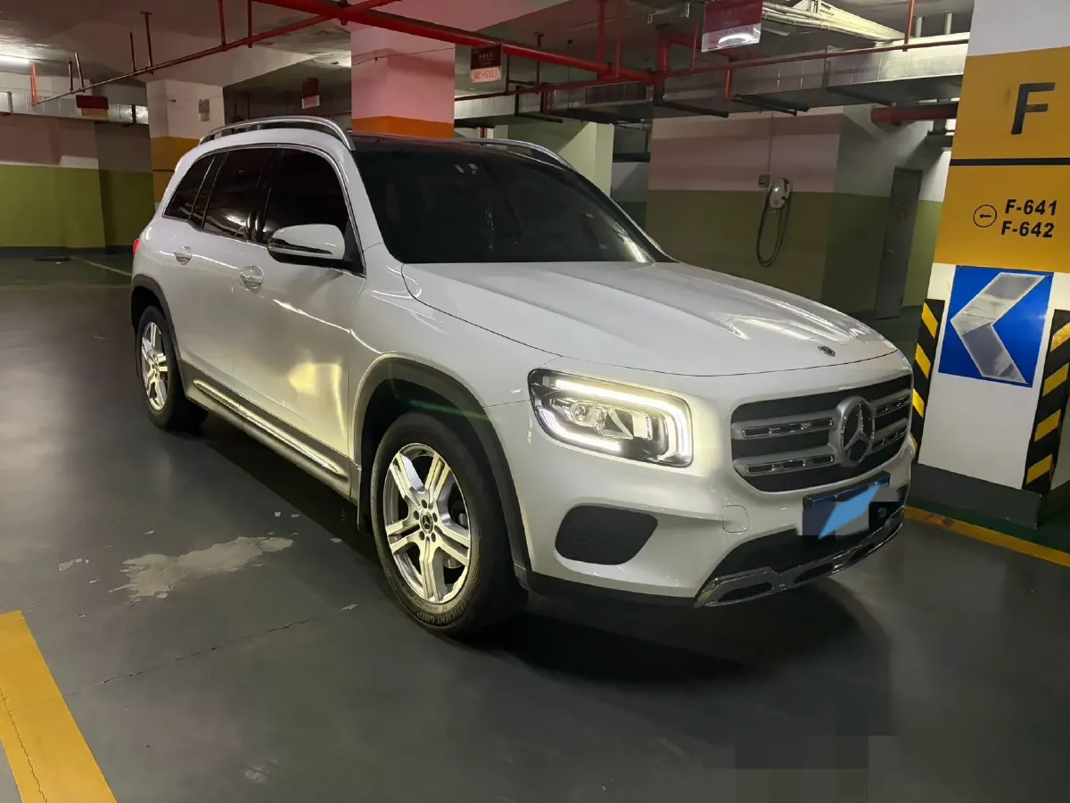 2022 Mercedes-Benz GLB Class 1.3T 163HP L4 7DCT,autocango,china used car exporter,china ev exporter,chinese used car exporter,chinese used ev exporter