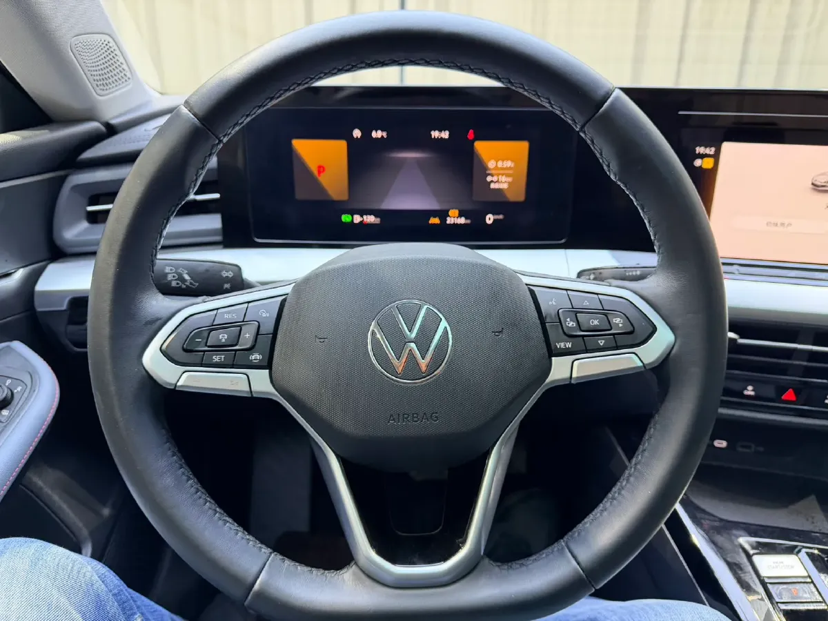 2022 Volkswagen Lavida 1.4T 150HP L4 7DCT,autocango,china used car exporter,china ev exporter,chinese used car exporter,chinese used ev exporter