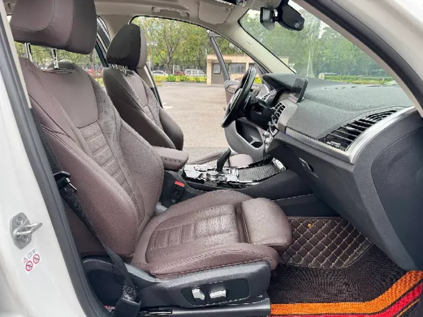 2021 BMW X3 2.0T 224HP L4 8AT,autocango,china used car exporter,china ev exporter,chinese used car exporter,chinese used ev exporter