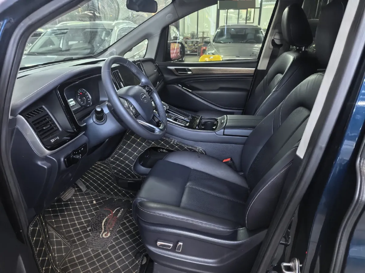 2021 GAC Trumpchi M8 2.0T 252HP L4 8AT,autocango,china used car exporter,china ev exporter,chinese used car exporter,chinese used ev exporter