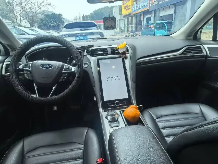 2020 Ford Mondeo 2.0T 207HP L4 6AT,autocango,china used car exporter,china ev exporter,chinese used car exporter,chinese used ev exporter