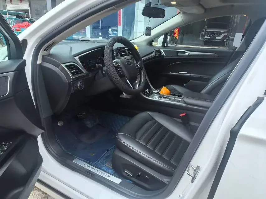 2020 Ford Mondeo 2.0T 207HP L4 6AT,autocango,china used car exporter,china ev exporter,chinese used car exporter,chinese used ev exporter