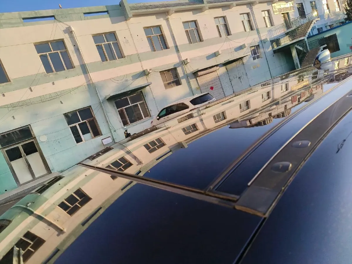 2022 Land Rover Defender 2.0T 300HP L4 8AT,autocango,china used car exporter,china ev exporter,chinese used car exporter,chinese used ev exporter