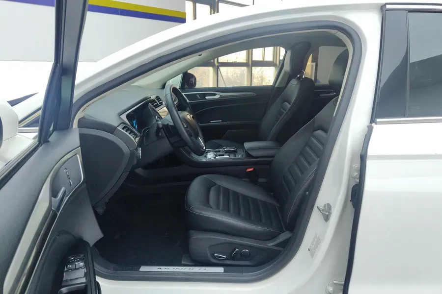 2018 Ford Mondeo 1.5T 181HP L4 6AT,autocango,china used car exporter,china ev exporter,chinese used car exporter,chinese used ev exporter