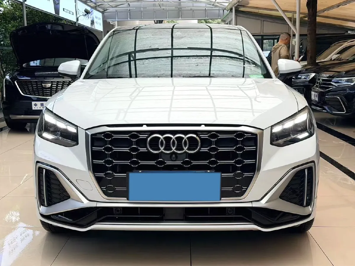 2022 Audi Q2L 1.4T 150HP L4 7DCT,autocango,china used car exporter,china ev exporter,chinese used car exporter,chinese used ev exporter